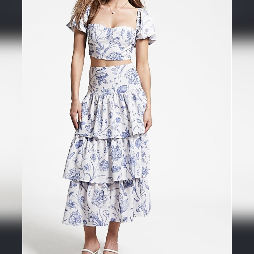NWT Fore Collection NY&Co 2 piece Floral Outfit Size Small